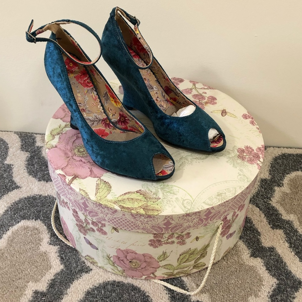 Luichiny Wedge Heels